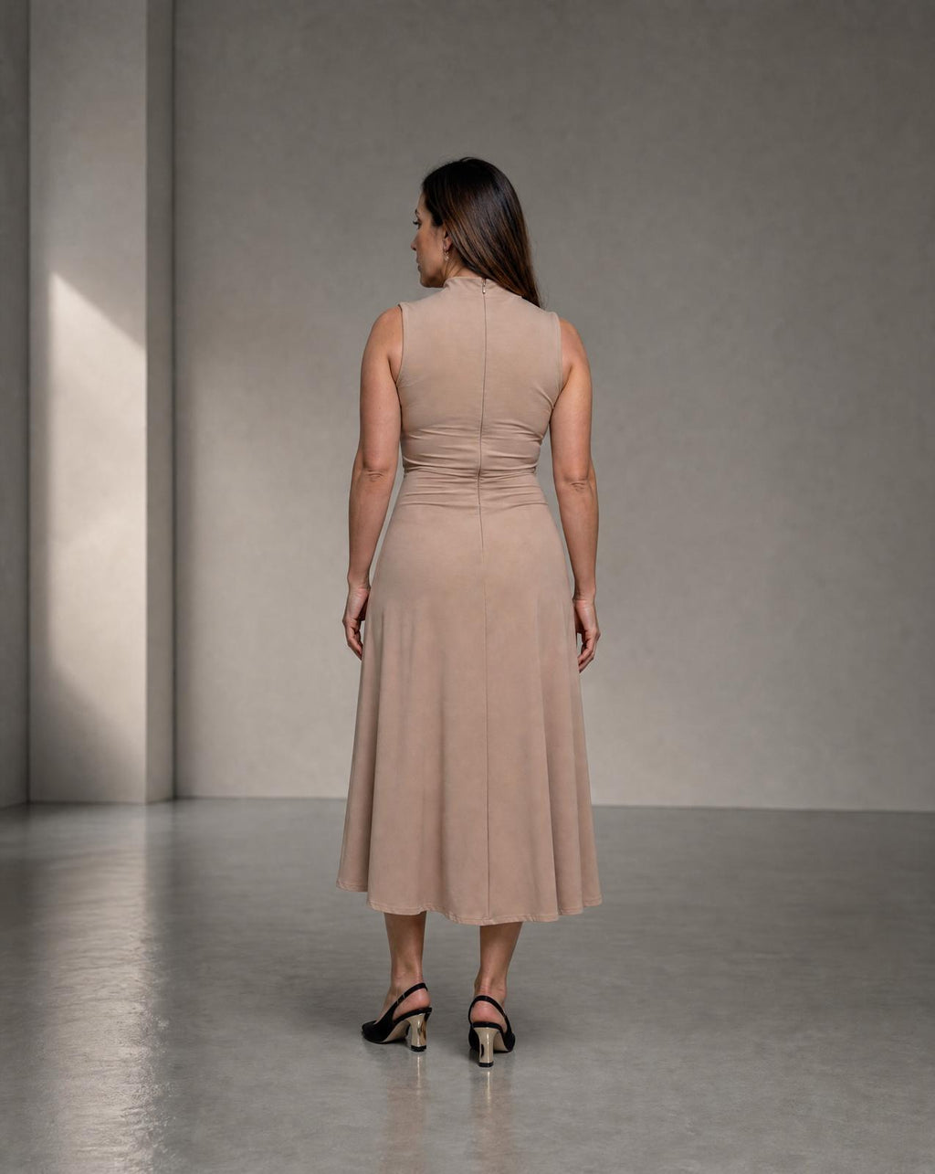 Vestido nude