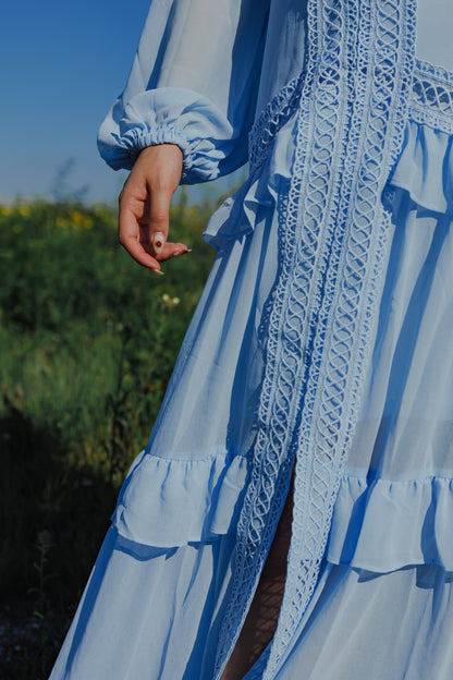 VESTIDO COMPRIDO COM DETALHES EM RENDA