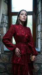 Vestido Vermelho com Folhos