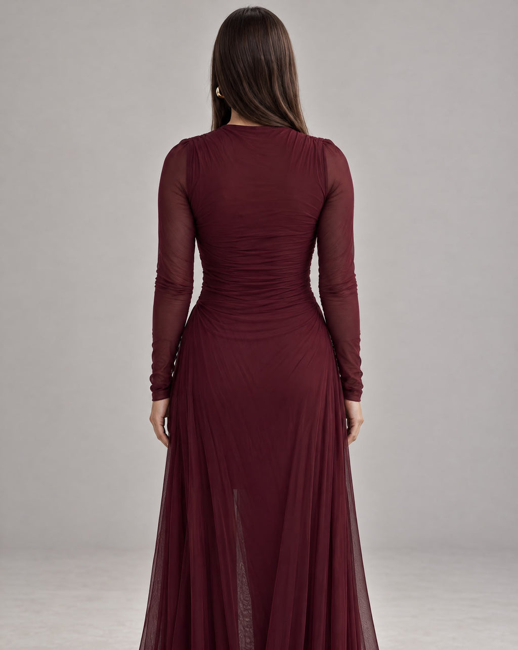Vestido Comprido Entrançado com Manga Comprida e Abertura Frontal