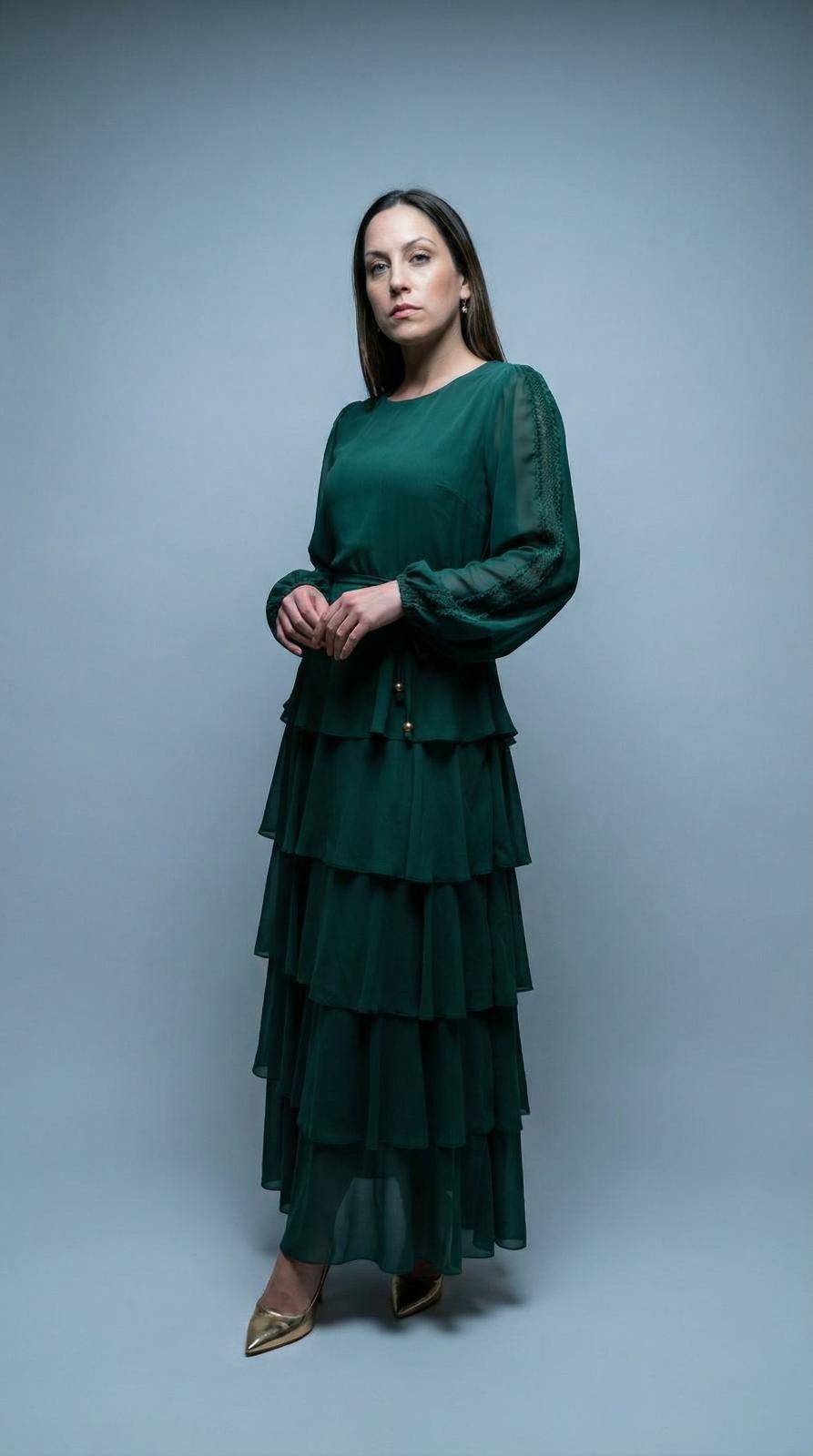 Vestido Verde com Folhos e Renda nas Mangas