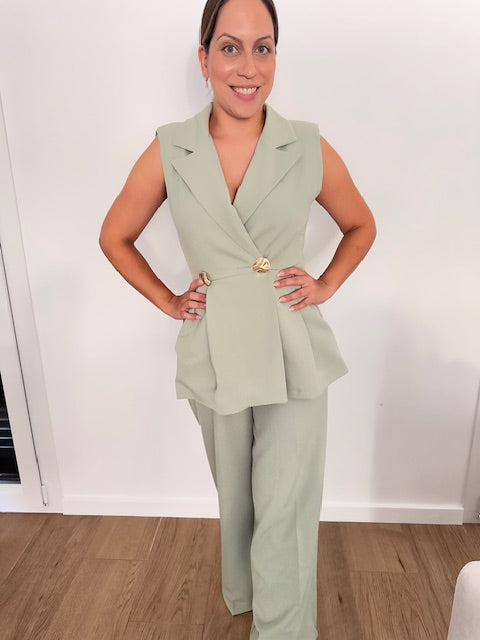 CONJUNTO VERDE HORTELÃ